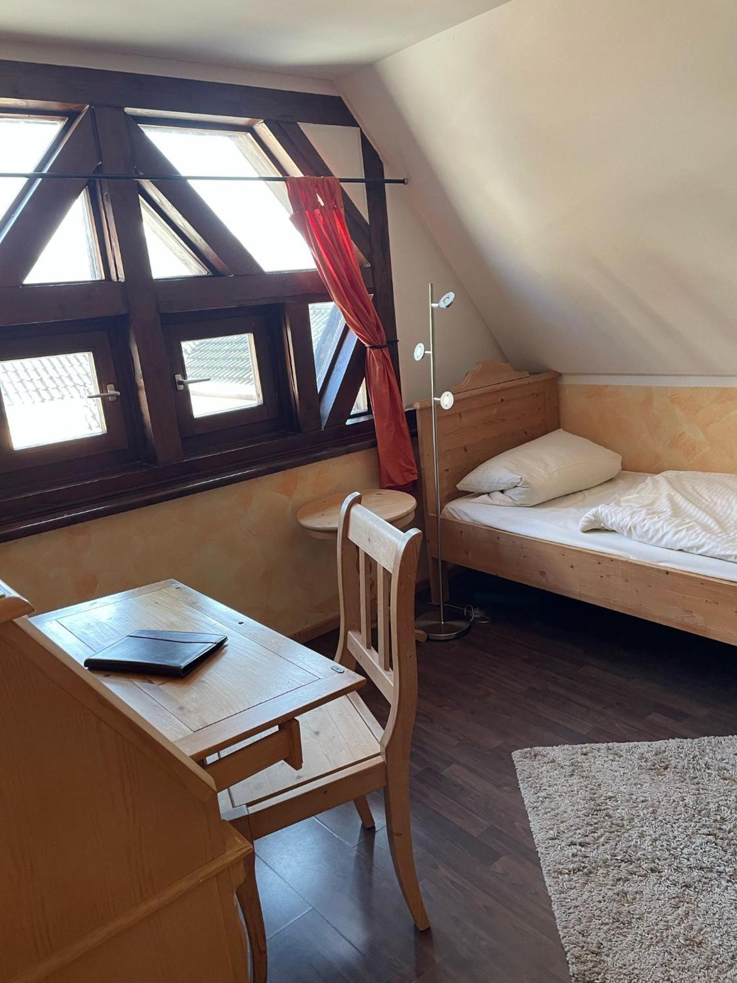 Landhotel Neukirchner Hof Neukirchen Bei Sulzbach-Rosenberg الغرفة الصورة