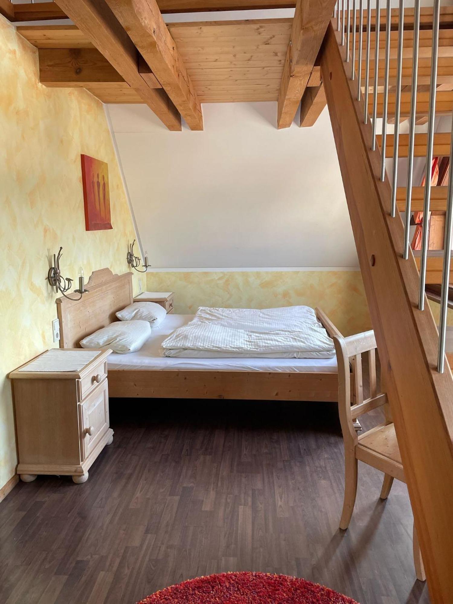 Landhotel Neukirchner Hof Neukirchen Bei Sulzbach-Rosenberg الغرفة الصورة